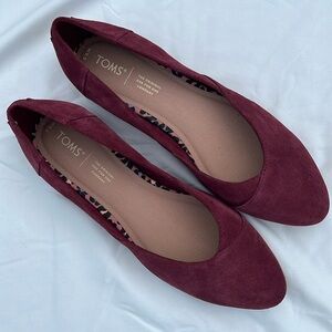 Toms suede burgundy Jutti Neat flats
